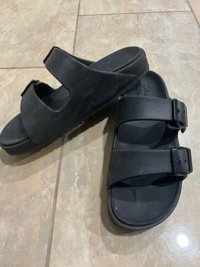 Skechers arch comfort sandals